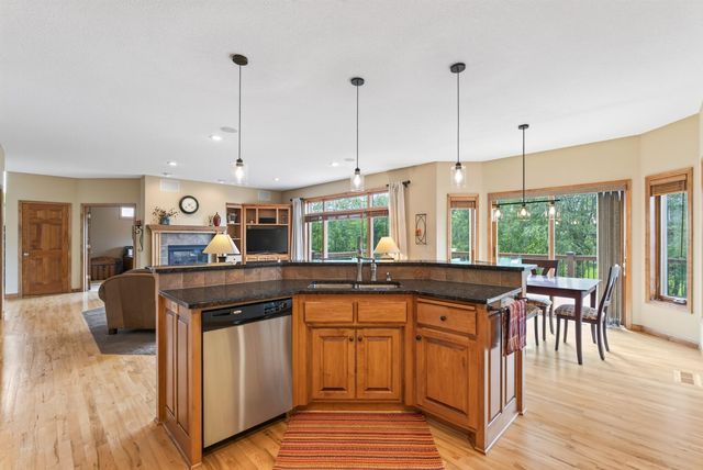 17701 76th Avenue N, Maple Grove, MN 55311
