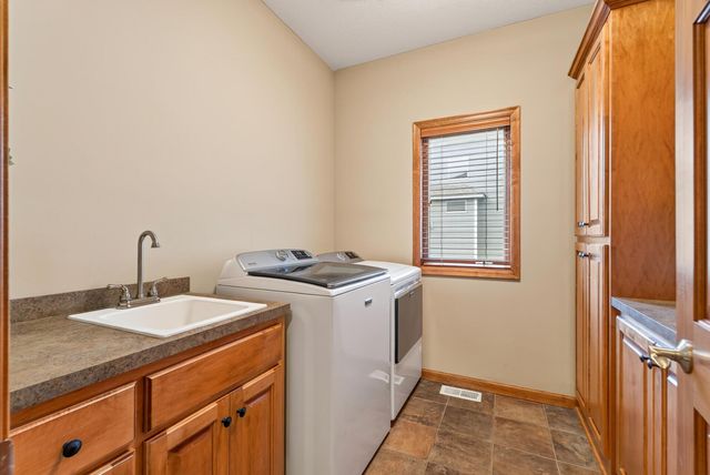 17701 76th Avenue N, Maple Grove, MN 55311