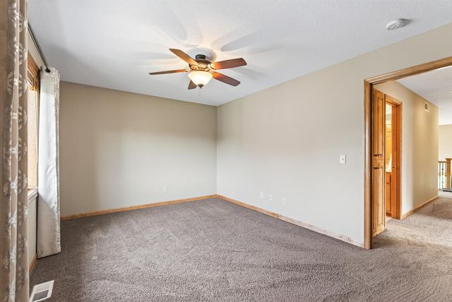 17701 76th Avenue N, Maple Grove, MN 55311
