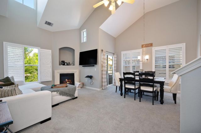 2439 Torino St #7, West Sacramento, CA 95691