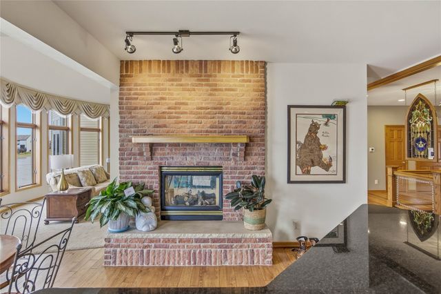 809 NE Vail Court, Ankeny, IA 50021