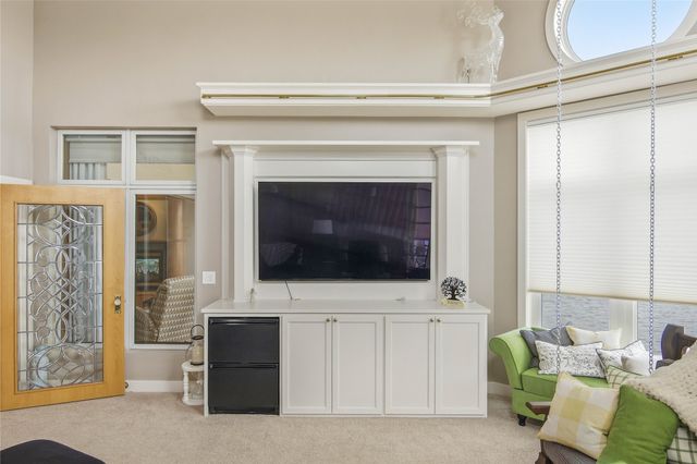 809 NE Vail Court, Ankeny, IA 50021