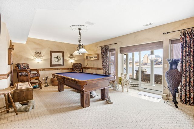 809 NE Vail Court, Ankeny, IA 50021