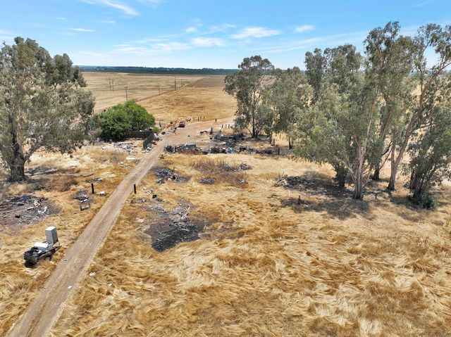 2756 Spenceville Rd, Wheatland, CA 95692