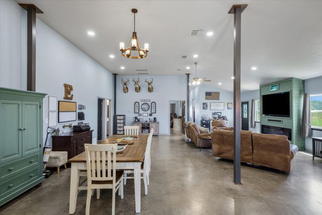 1026 Vz County Road 2115, Canton, TX 75103