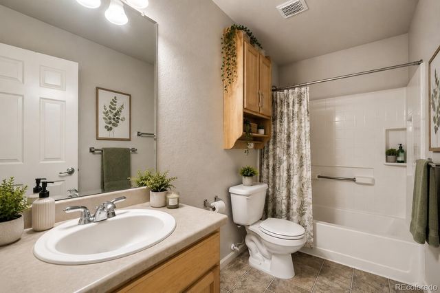 5639 Jaguar Way, Lone Tree, CO 80124