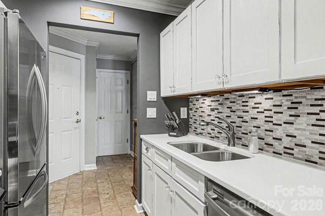 601 Queens Road A, Charlotte, NC 28207