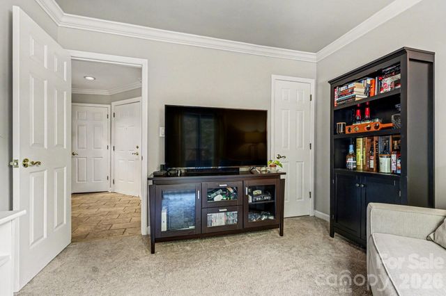 601 Queens Road A, Charlotte, NC 28207