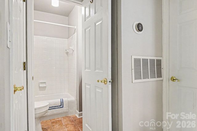 601 Queens Road A, Charlotte, NC 28207