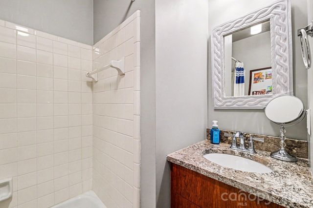 601 Queens Road A, Charlotte, NC 28207