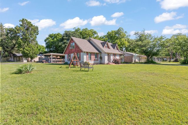 708 Lilly Street, Cleburne, TX 76033
