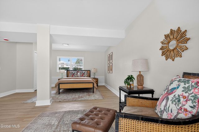 4 Royal Court, Stillwater, NY 12170