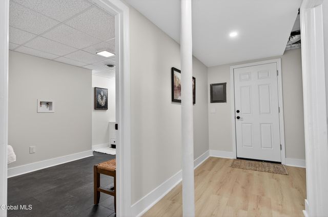 4 Royal Court, Stillwater, NY 12170