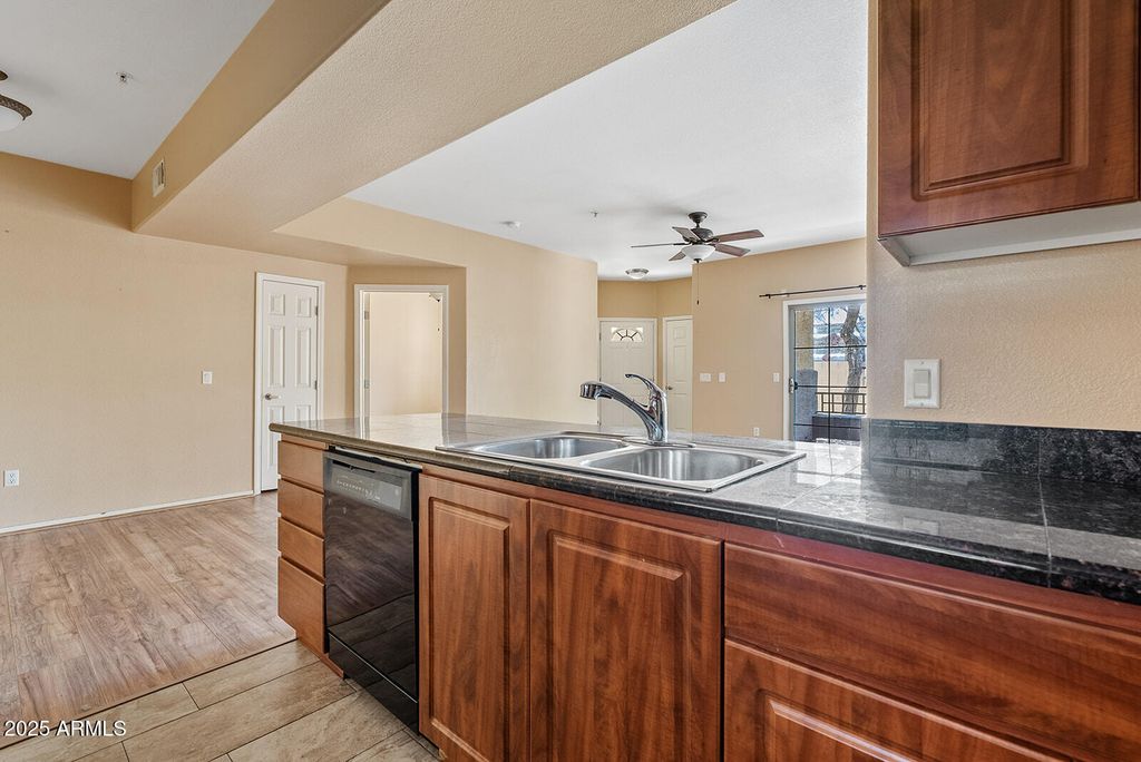 10136 E SOUTHERN Avenue 1052, Mesa, AZ 85209