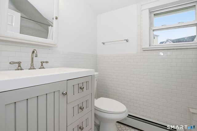 36 Beachland Avenue, Milford, CT 06460