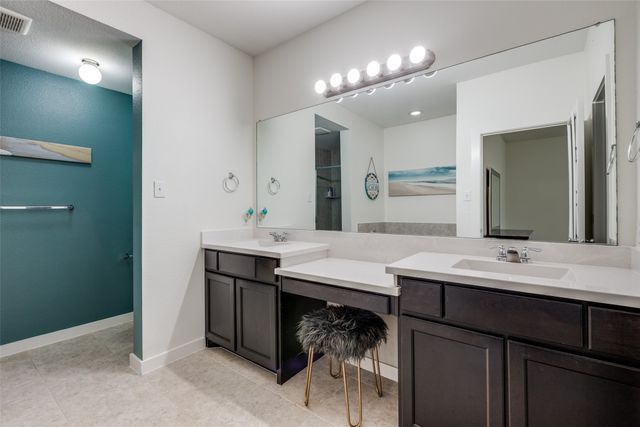 1913 Ranch Trail Road, Aubrey, TX 76227