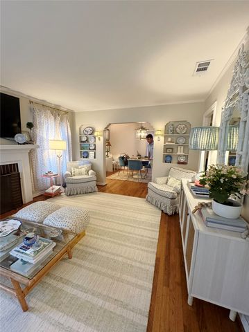 5101 W Amherst Avenue, Dallas, TX 75209