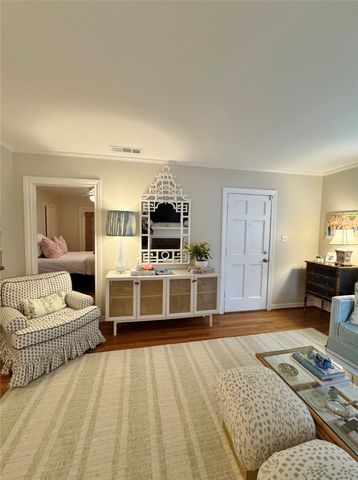 5101 W Amherst Avenue, Dallas, TX 75209