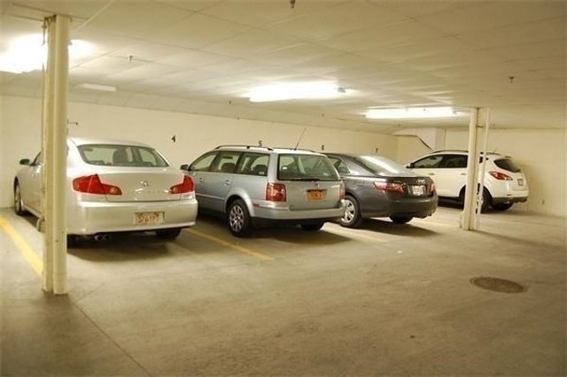 9 Gardner St 14, Boston, MA 02134