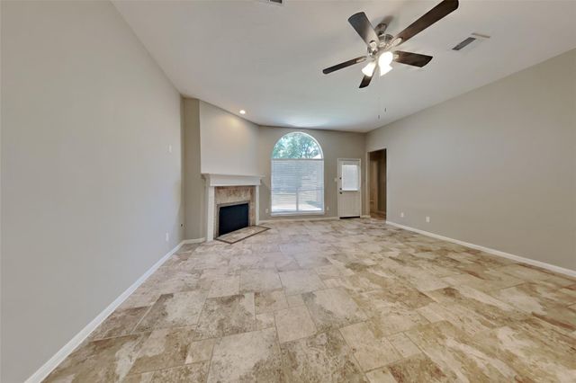 15610 Forest Run Drive, Cypress, TX 77433