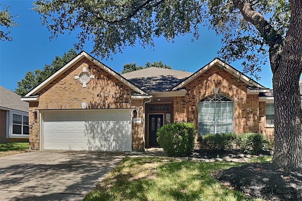 15610 Forest Run Drive, Cypress, TX 77433