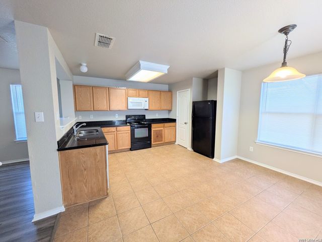 4714 ROXIO DR, San Antonio, TX 78238