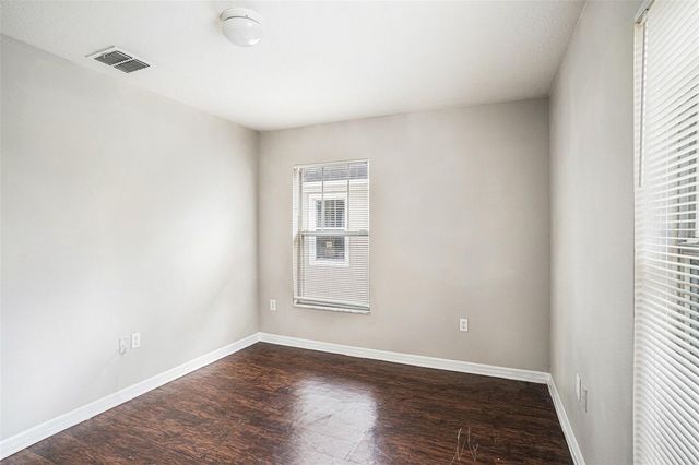 7708 N RIVERDALE AVENUE, Tampa, FL 33604