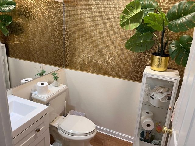 44-46 Troy Ln 44, Newton, MA 02468