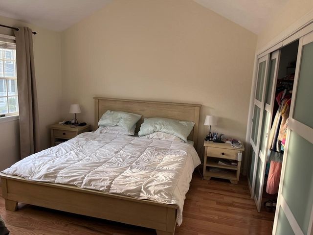 44-46 Troy Ln 44, Newton, MA 02468