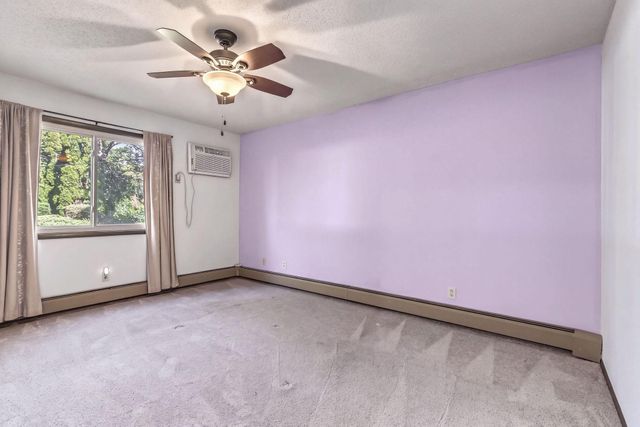 3916 Foss Road 104, Saint Anthony, MN 55421