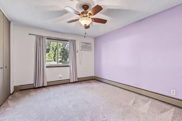 3916 Foss Road 104, Saint Anthony, MN 55421