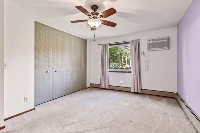 3916 Foss Road 104, Saint Anthony, MN 55421