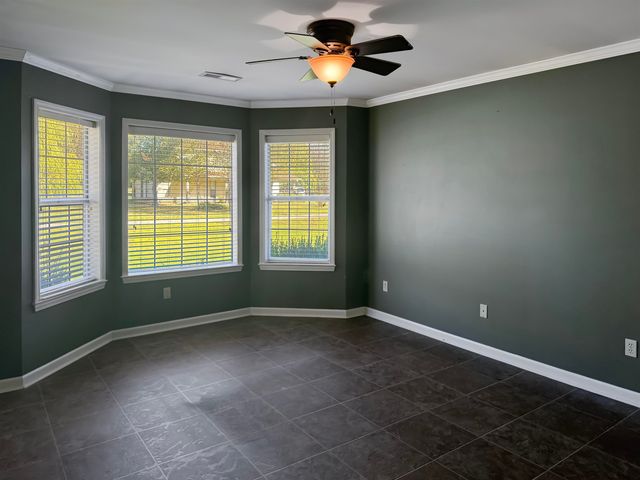 45 VILLAGE AVE, Ripley, TN 38063