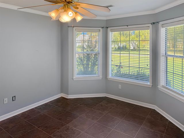 45 VILLAGE AVE, Ripley, TN 38063