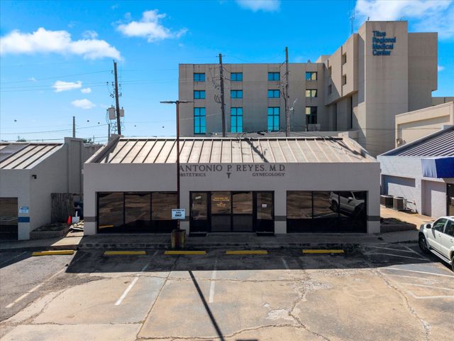 2005 N Jefferson Avenue, Mt Pleasant, TX 75455