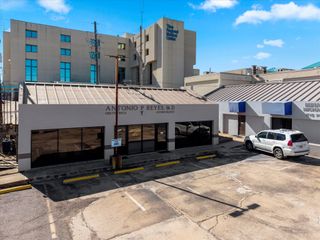 2005 N Jefferson Avenue, Mt Pleasant, TX 75455
