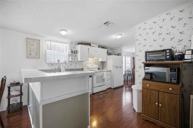 6720 NE 1ST PLACE, Ocala, FL 34470