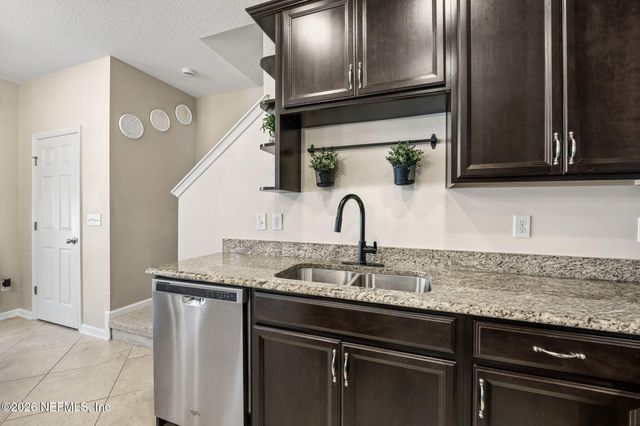 7100 CRISPIN COVE Drive, Jacksonville, FL 32258