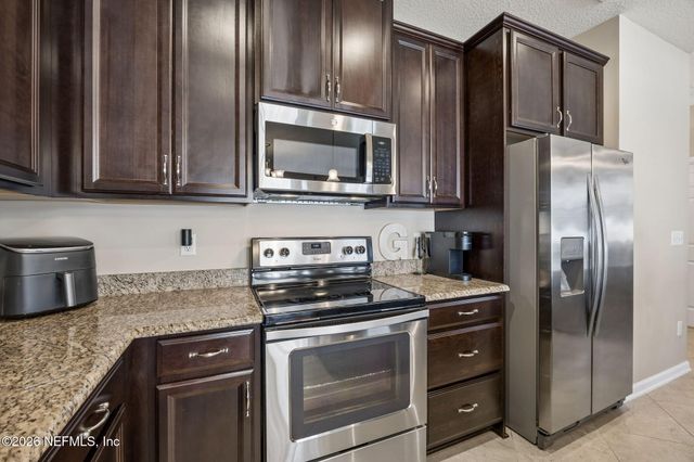 7100 CRISPIN COVE Drive, Jacksonville, FL 32258