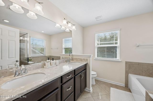 7100 CRISPIN COVE Drive, Jacksonville, FL 32258