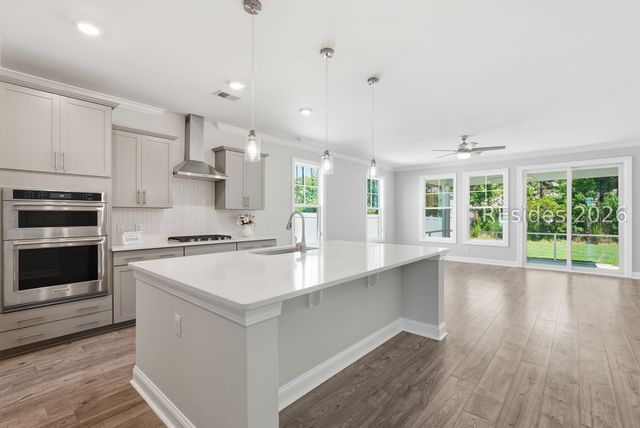6 Stone Hearth Ct, Bluffton, SC 29909