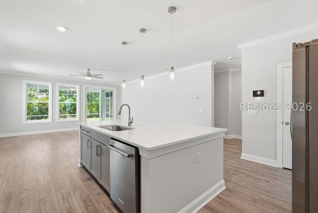 6 Stone Hearth Ct, Bluffton, SC 29909