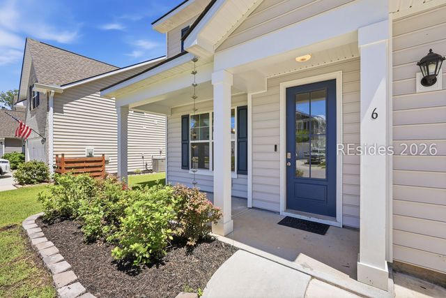 6 Stone Hearth Ct, Bluffton, SC 29909