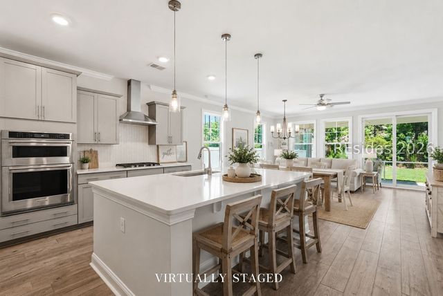 6 Stone Hearth Ct, Bluffton, SC 29909