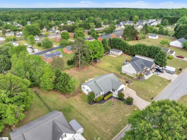 325 James Allgood Drive, Inman, SC 29349