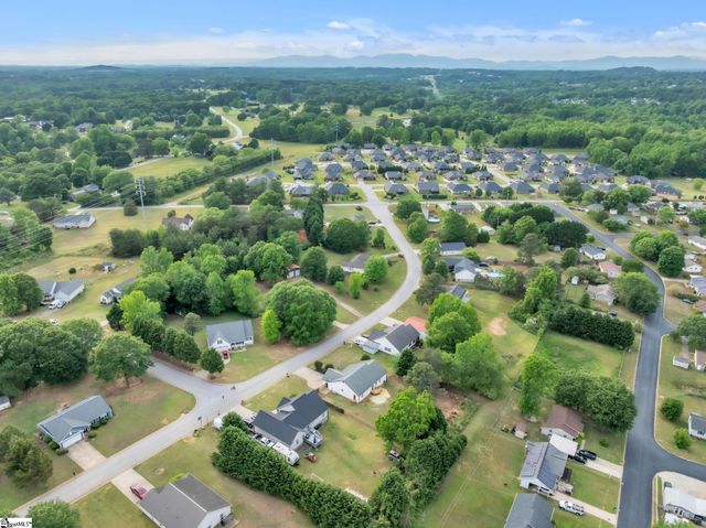 325 James Allgood Drive, Inman, SC 29349
