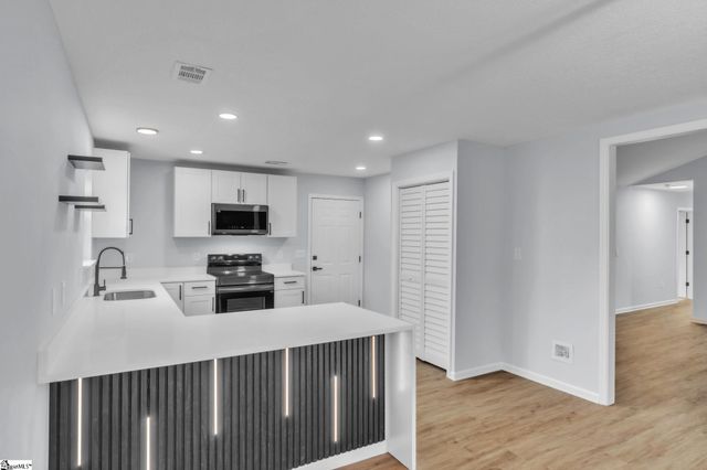 325 James Allgood Drive, Inman, SC 29349