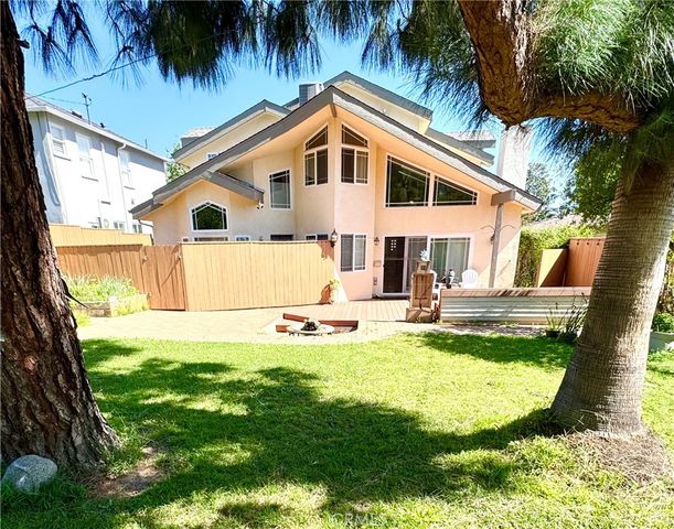 1539 N Roosevelt, Pasadena, CA 91104