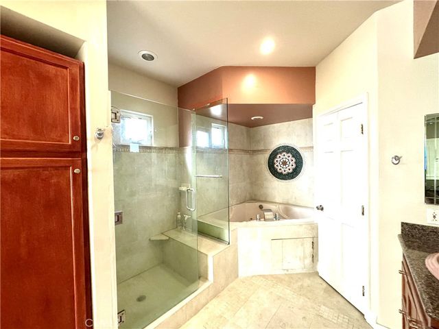 1539 N Roosevelt, Pasadena, CA 91104