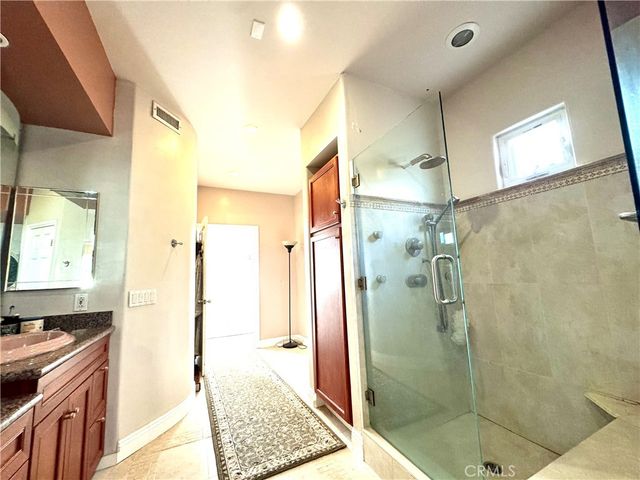 1539 N Roosevelt, Pasadena, CA 91104